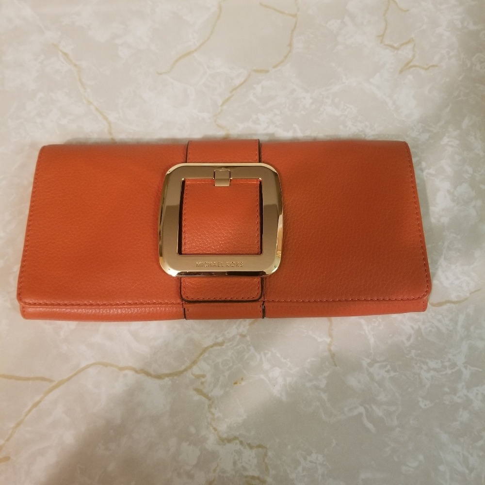 Michael Kors Clutch
